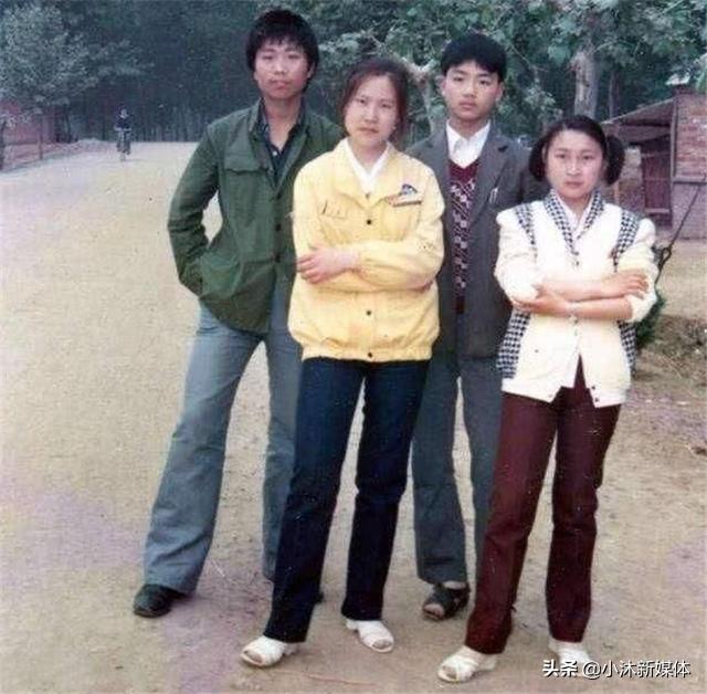 刘强东在哪里摆摊刘强东并未在公开场合摆摊。以下是为您编写的标题和内容